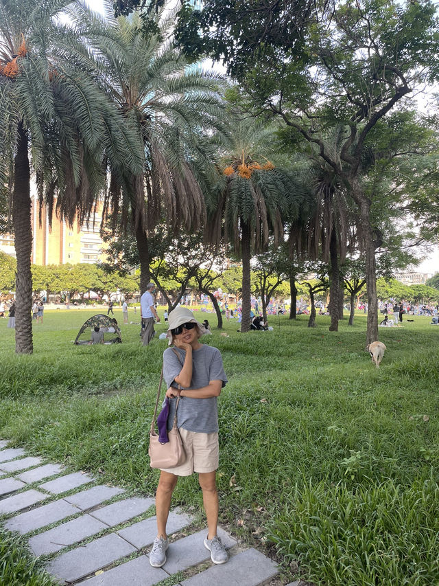 台中市民廣場：城市中心的綠意仙境