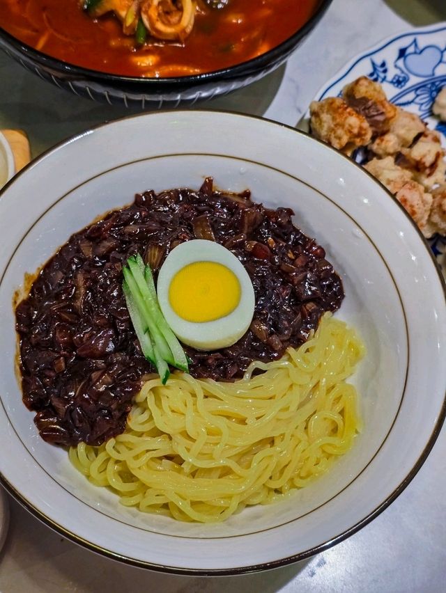 Yeon Jung ร้านอาหารเกาหลีสไตล์จีน