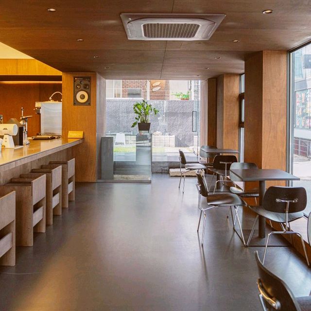 Morning Calm Coffee Shop Yeonnam Branch