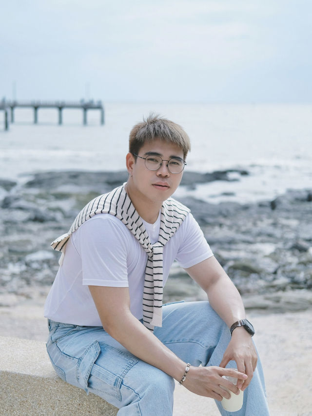 🌅 Casa Tropika Bangsaen – คาเฟ่ริมทะเลฟีลบีชคลับ