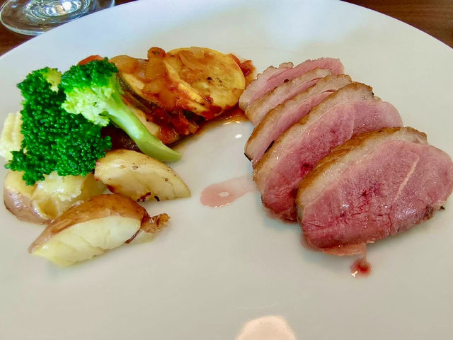 烏來玩水及體驗私廚美食