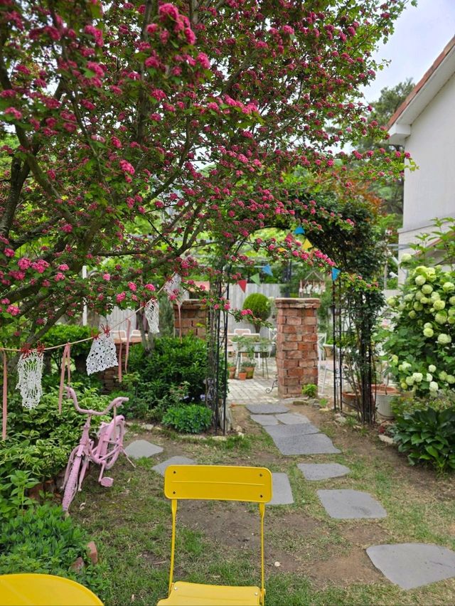 작고 아담한 정원카페에서 즐기는 힐링🧡