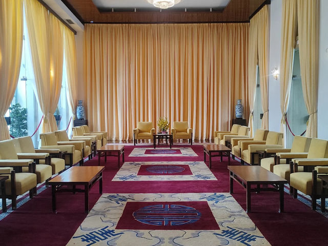 🏛️ Stepping Back in Time at Independence Palace