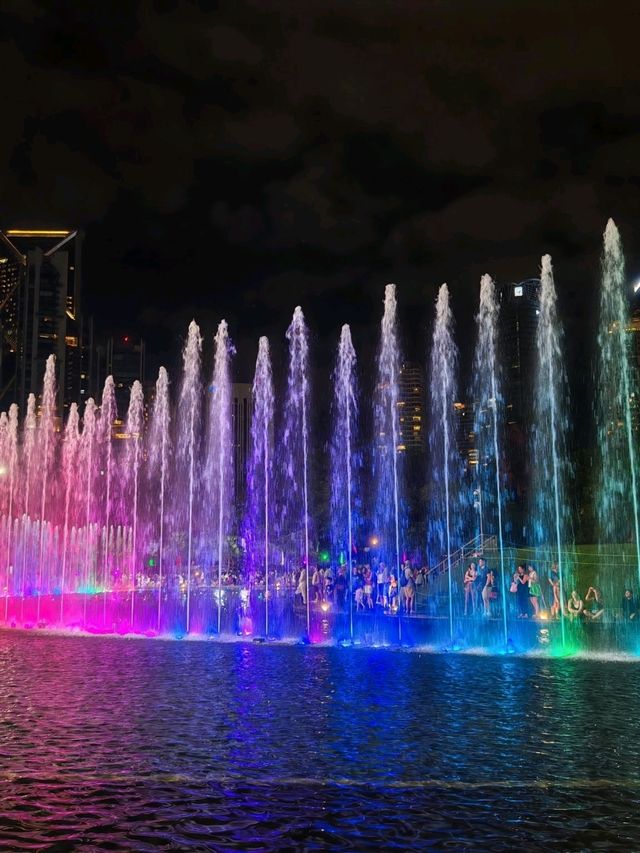 Be on time when visiting the Petronas Twin Towers!