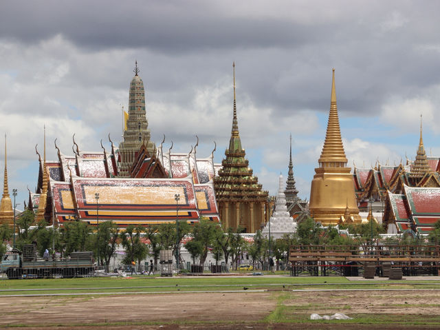 วัดพระศรีรัตนศาสดาราม