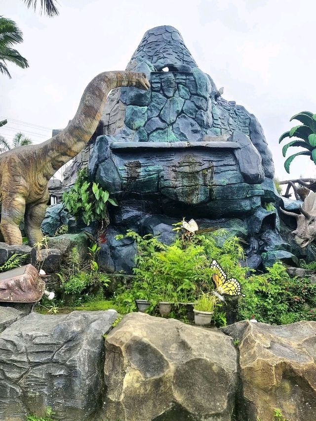 Highlands of Fun: Campuestohan Highland Resort, Talisay