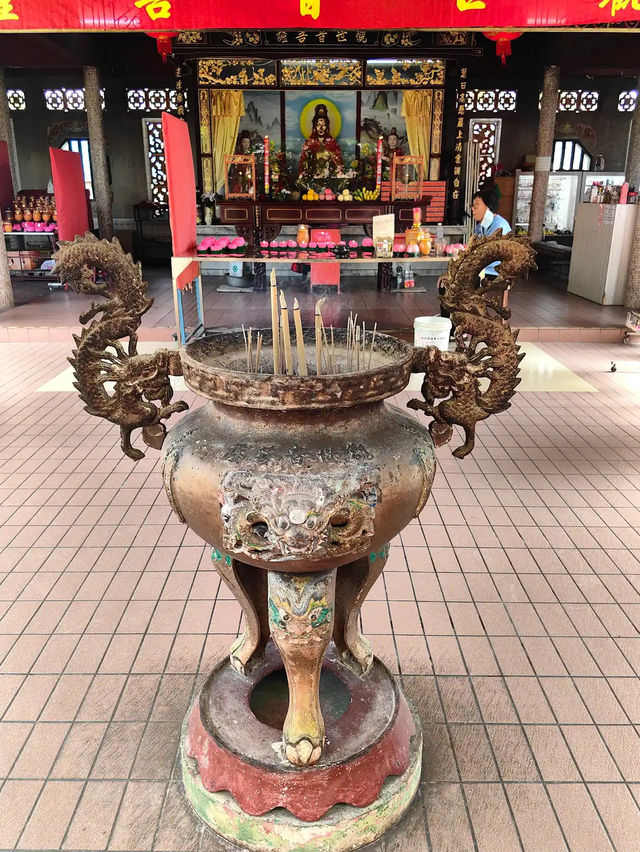 Snake Temple Secrets: Where Faith Slithers Through Time
