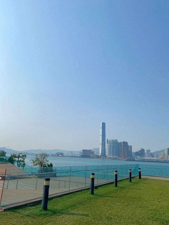 Tamar Park – ที่เที่ยวชิลๆ ใจกลางฮ่องกง ที่สายถ่าย