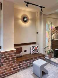 9room Cafe & Decor