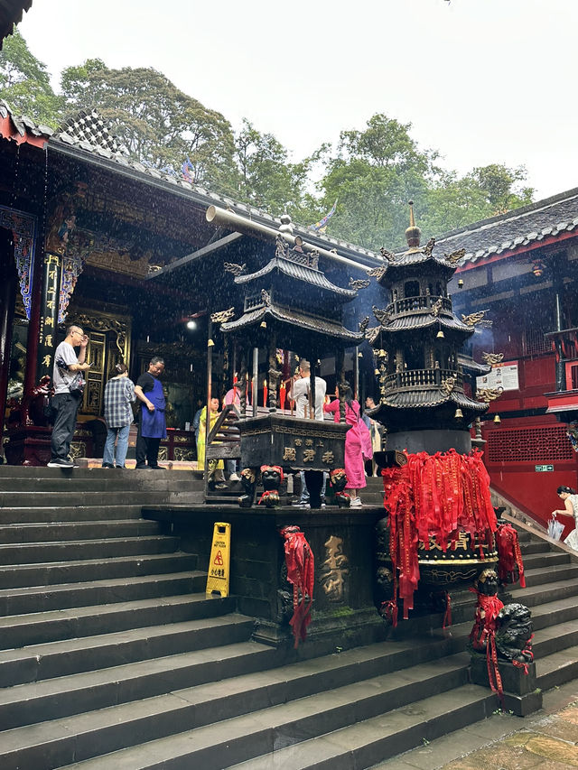 問道青城山、拜水都江堰