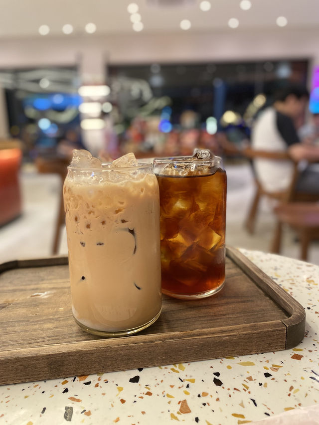 Highlands Coffee สาขาริมแม่น้ำฮาน ดานัง