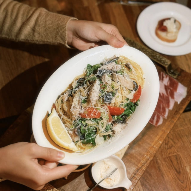 광안리에 위치한 분위기 좋은 실내 데이트 장소❤️