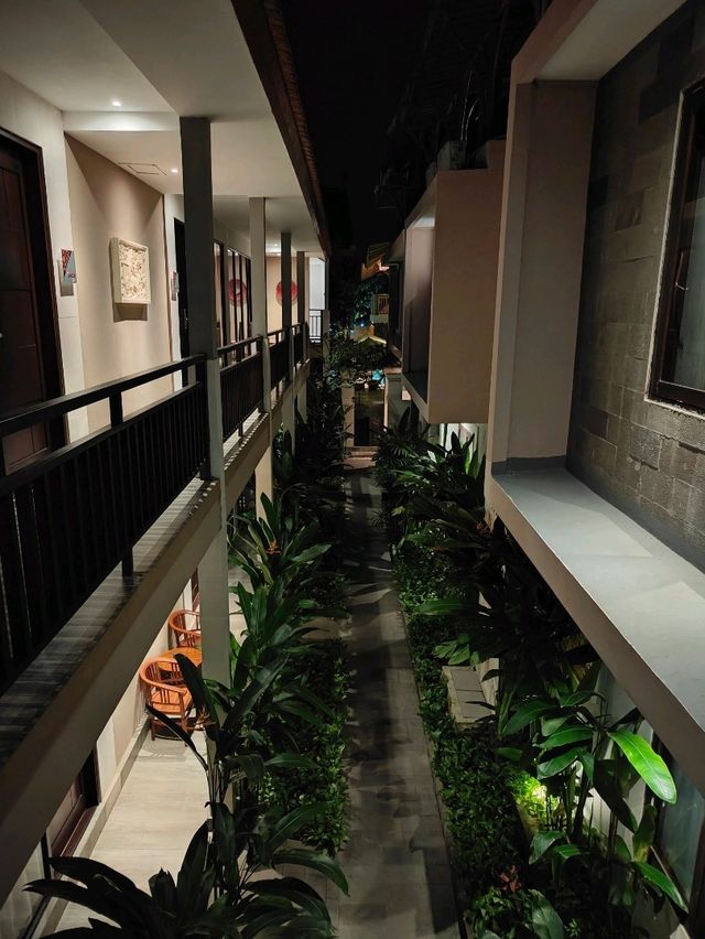 Sunshine Bali: Hidden Hospitality Beneath a Humble Facade