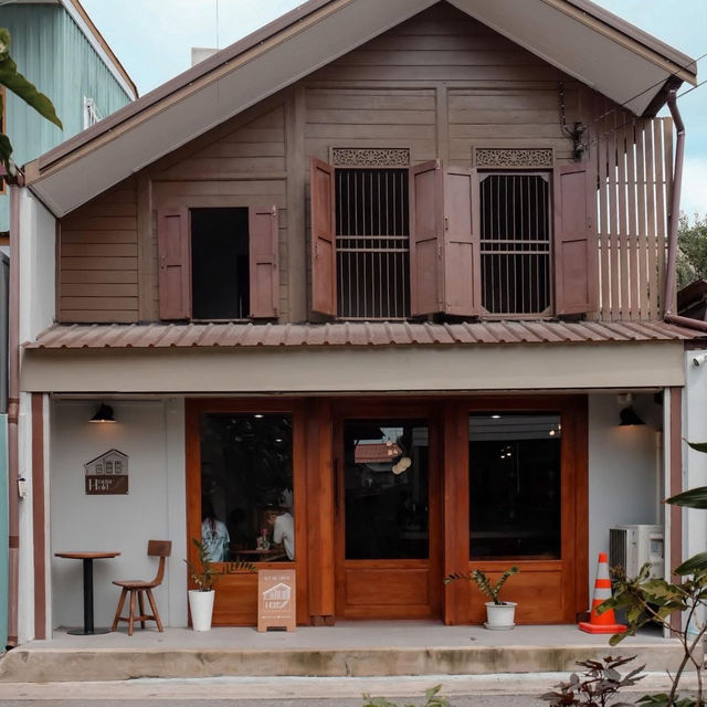𝐇𝐎𝐔𝐒𝐄𝐇𝐎𝐋𝐃 📍เพชรบุรี 