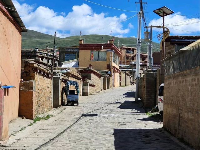 Getting Lost in Litang Wild Vibes