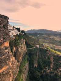 That Giant Crack in the Earth aka Tajo de Ronda