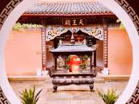 🏯✨ *Puguang Temple (普光寺): Zhangjiajie’s Ancient Zen Oasis* 🧘♂️🌸