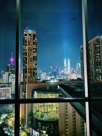 LRTで夜景へ直行！クアラルンプール夜の絶景ルート🌃✨
