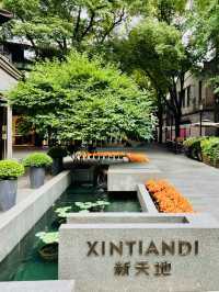A Culinary Hotspot with Global Flavors and Charming Ambiance