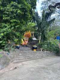 วัดบนเขา “วัดเขาไม้แดง” ศรีราชา