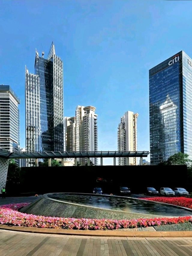 Discovering Lujiazui: Shanghai’s Skyline Adventure Discovering Lujiazui: Shanghai’s Skyline Adventure