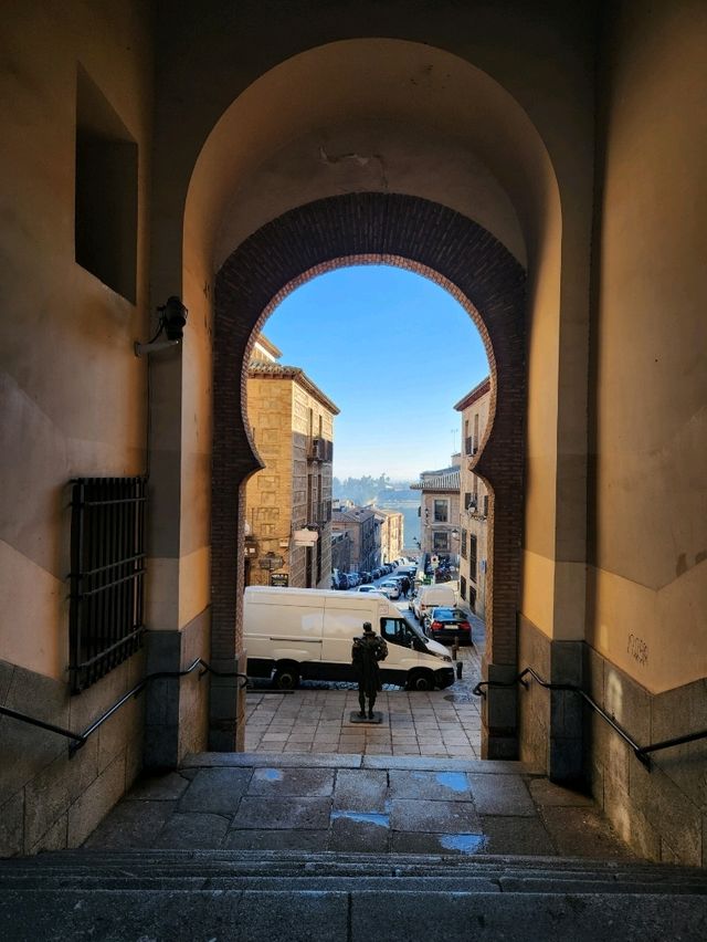 Medieval streets, timeless charm — Toledo, Spain. 🇪🇸