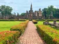 수코타이 역사공원(Sukhothai Historical Park) – 태국 최초 왕국의 수도