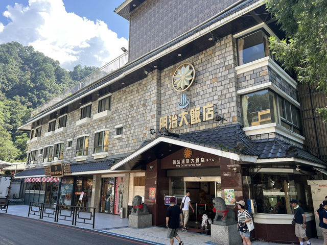 台中谷關郊遊去 谷關遊客中心 捎來吊橋