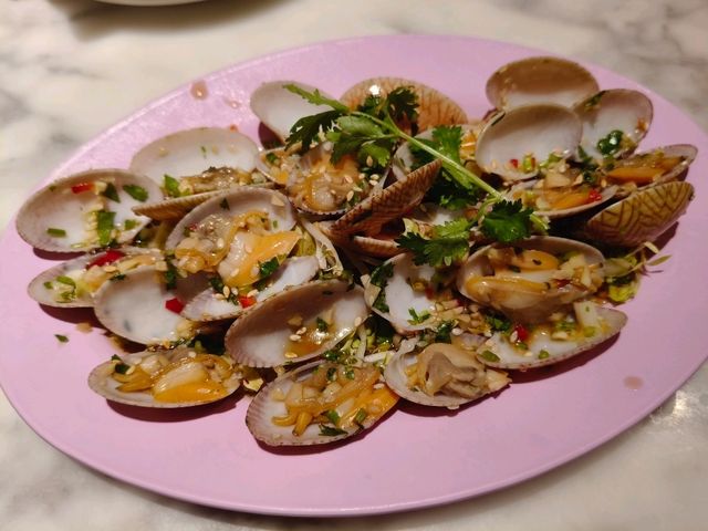 連續三年榮獲米芝蓮必比登推介的泰國餐廳姊妹店《Kopitiam by Saya》 連續三年榮獲米芝蓮必比登推介的泰國餐廳姊妹店《Kopitiam by Saya》