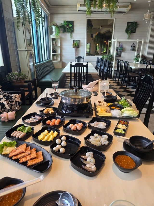 MUMTUS Thai Cuisine ร้านฮาลาลย่านนนทบุรี