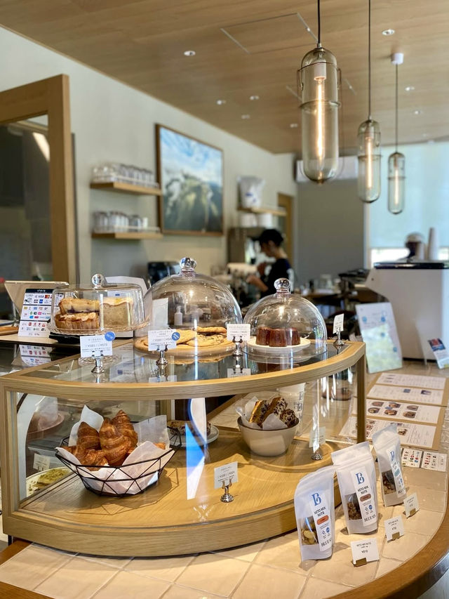 ☕ Style & Flavor at BLUE SIX COFFEE in Meiji Park