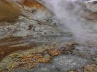 🌋💦 Hveravellir Geothermal Area – Iceland’s Fiery Oasis!