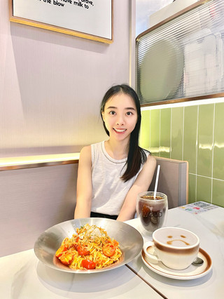 Mood Cafe AI配對心情餐飲體驗🍽️