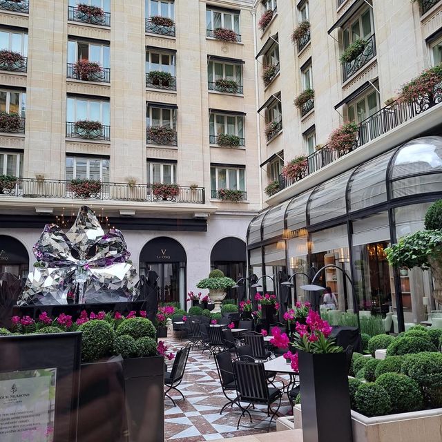 Four Seasons Hôtel George V, Paris 😍