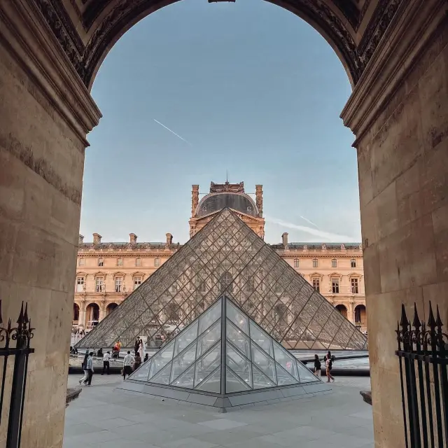 Louvre Museum Paris ❤️