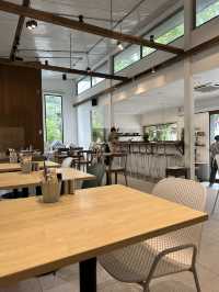 Bangkok’s Best Brunch Spot, Toby’s