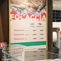 Truffle pizza for €4.9 that will blow your mind!