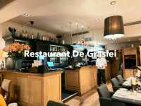 ร้านอาหารบรรยากาศดีริมแม่น้ำ Leie