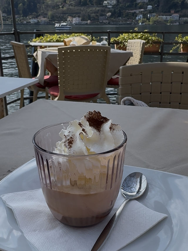 Slurp Lago Maggiore Ocean Sexily in Italy 