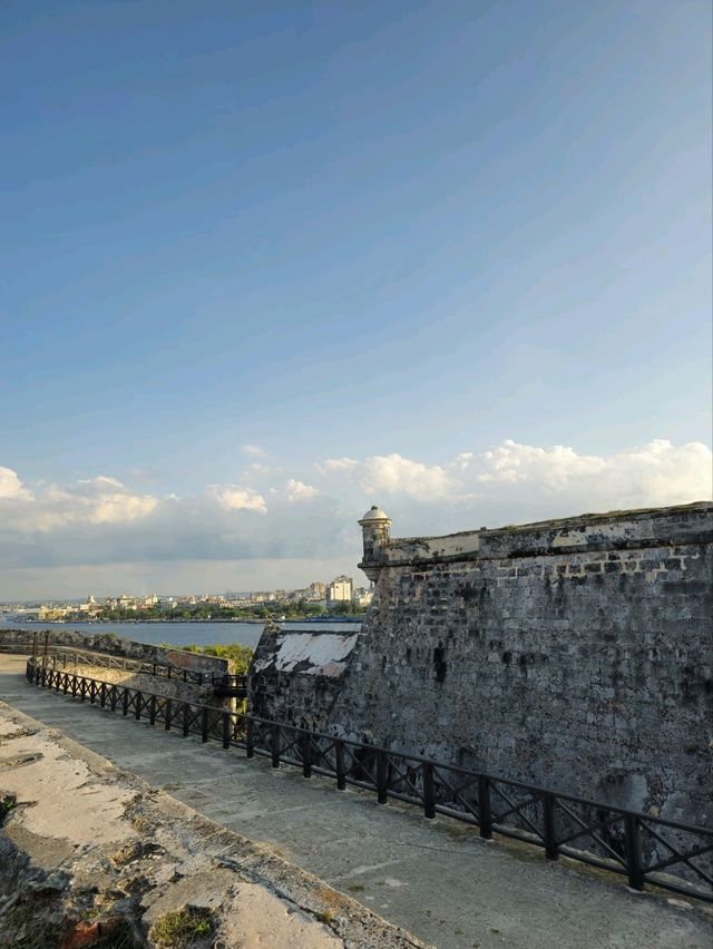 해외여행 쿠바여행시 필수 코스 Castillo de los Tres Reyes del Morro