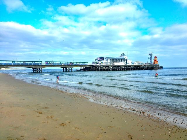 Bournemouth Breeze: A Short Escape to the Sea