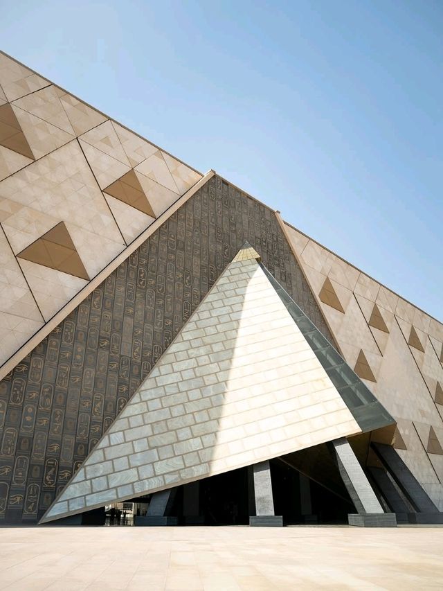 🏛️ Grand Egyptian Museum – A New Era of Ancient Wonder