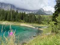 走訪多洛米蒂山最美麗的湖泊～雷扎湖 (Lake Carezza)