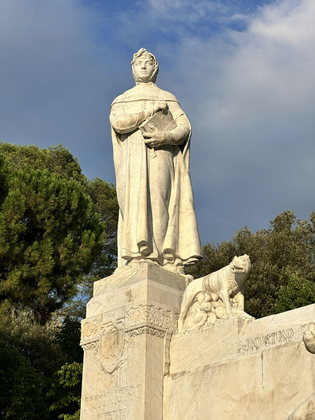 Hidden Gems & Artistic Corners in Arezzo 