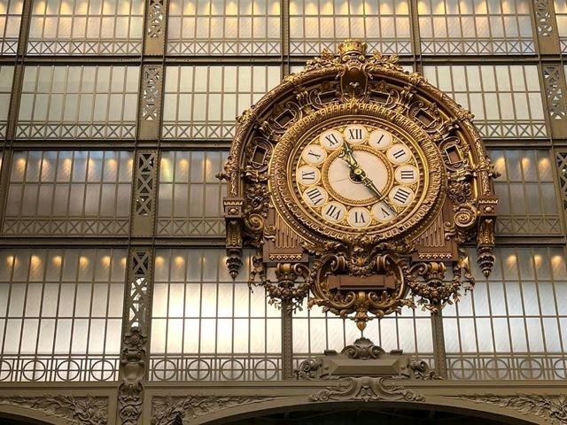 🎨 Spooky Impressions: Musée d'Orsay Halloween Tips & Tricks! 👻🕰️