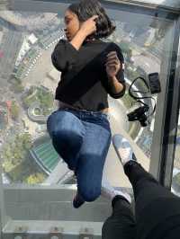 Glass floors in the Shanghai Pearl Tower