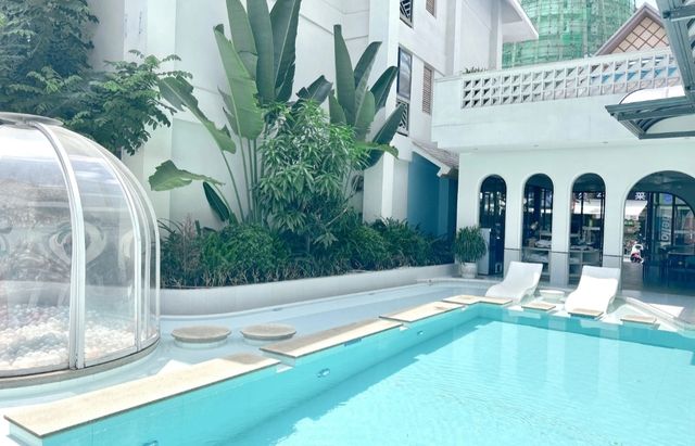 超級出片的西雙版納泳池酒店芭厘島輕奢酒店