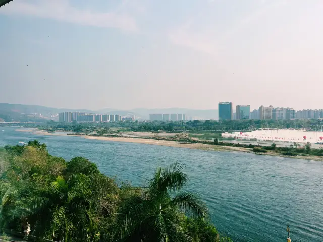 On the banks of the Lancang River