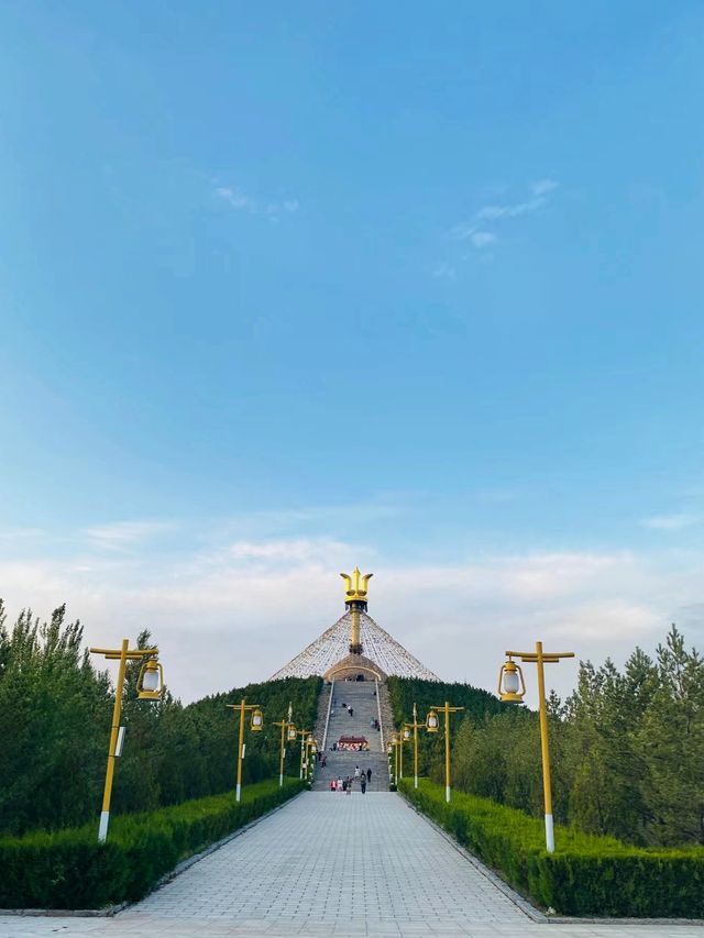 伊克敖包，“中國第一敖包”