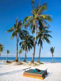 🌴 Phu Quoc's Tropical Oasis: Discover Serenity & Luxury 🏖️